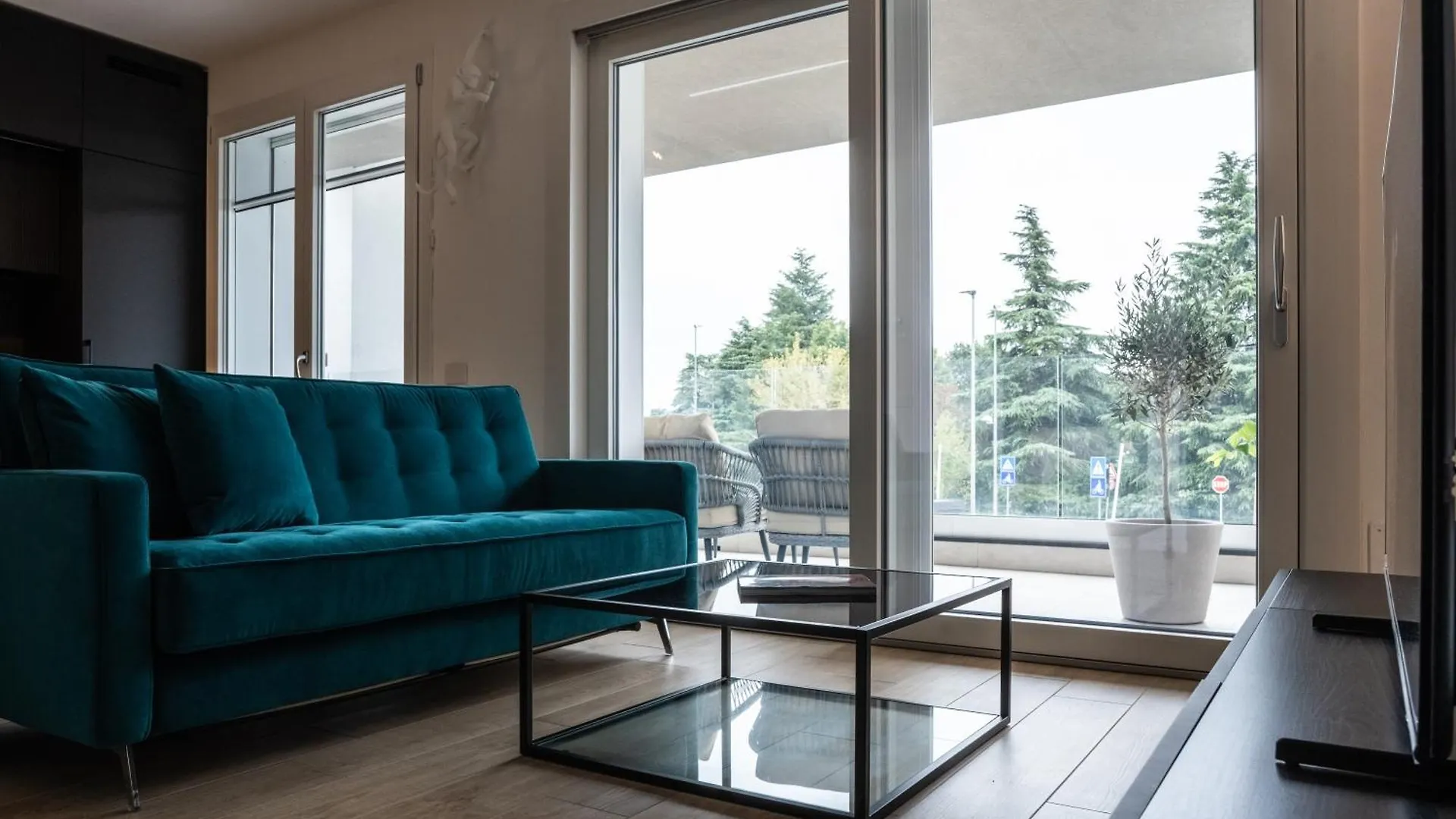 Luxedesign Apartment Concorezzo 0*,  Italy